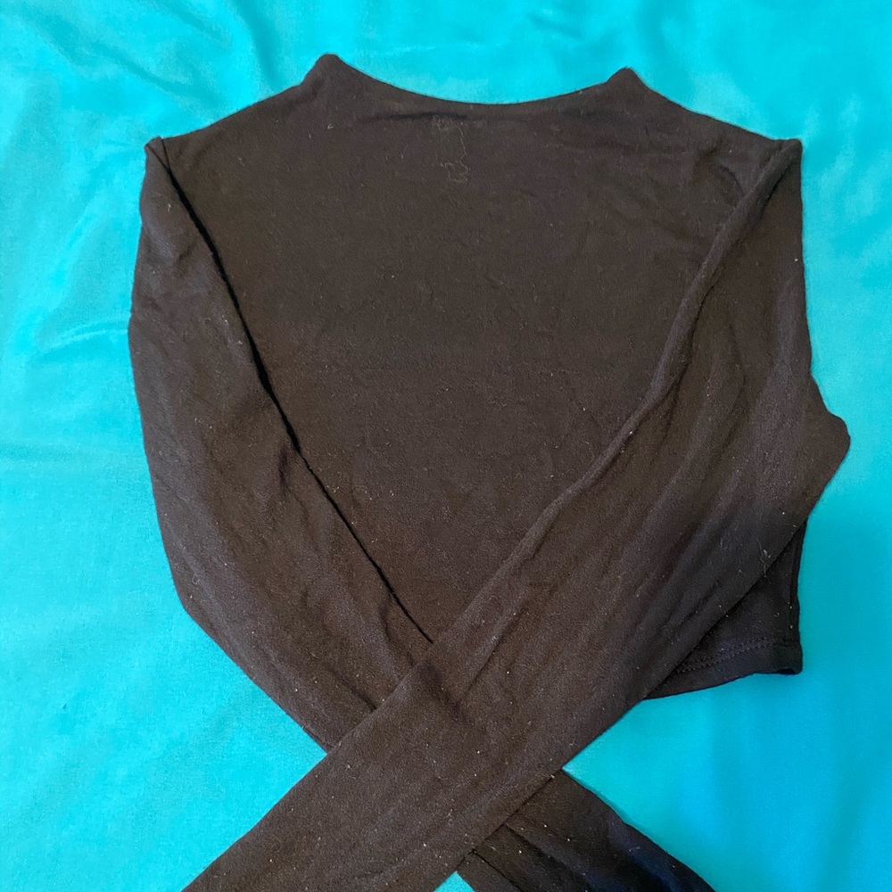 OOTD Lonng Sleeve Crop Top